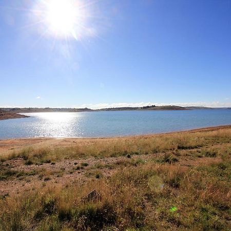 Snowy Mountains Resort And Function Centre Adaminaby Exteriör bild