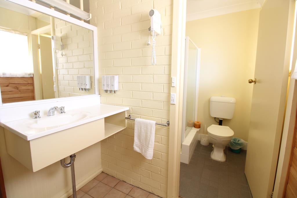 Snowy Mountains Resort And Function Centre Adaminaby Rum bild