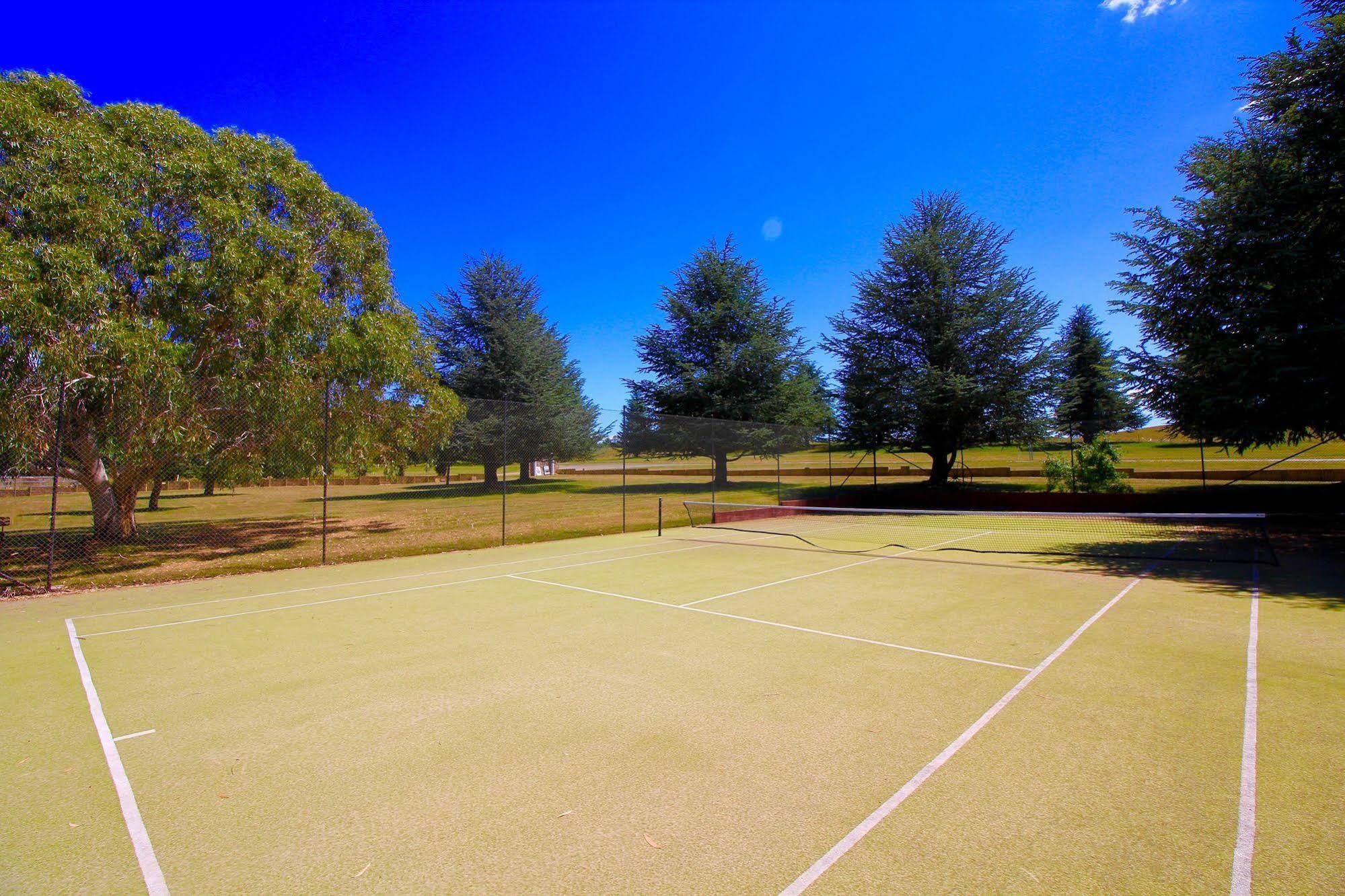 Snowy Mountains Resort And Function Centre Adaminaby Exteriör bild