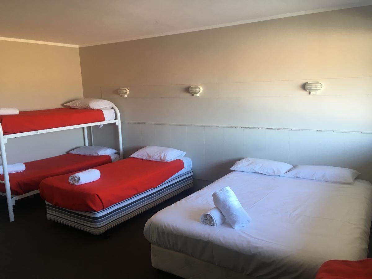 Snowy Mountains Resort And Function Centre Adaminaby Exteriör bild